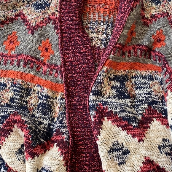 NWT Fall Colors Patterned Cardigan - Picture 6 of 9